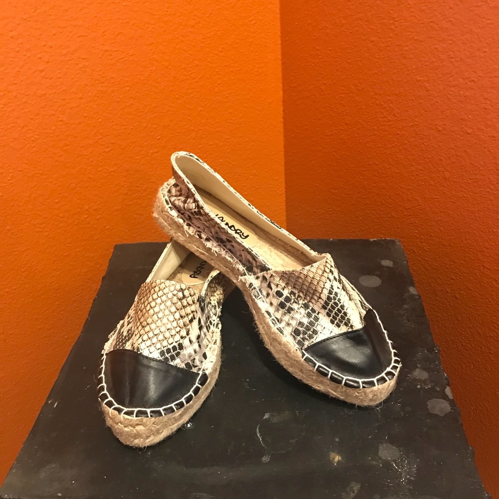 Espadrilles